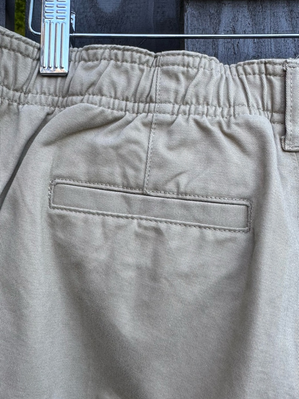 Lands End Boys Tan Cargo Pants - Size 16 Husky NWOT - Picture 3 of 5